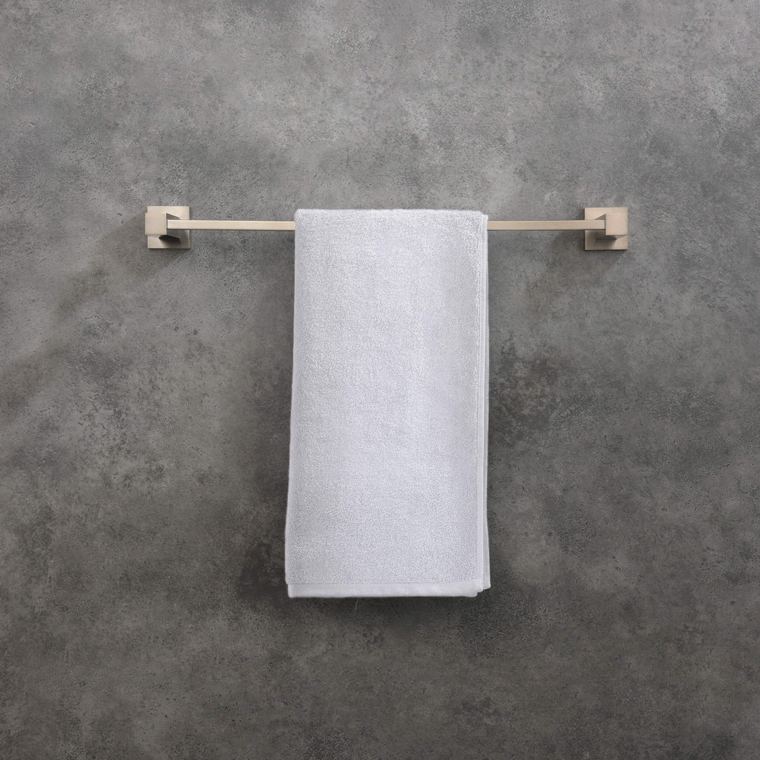 Quadra Square Bathroom Towel Bar