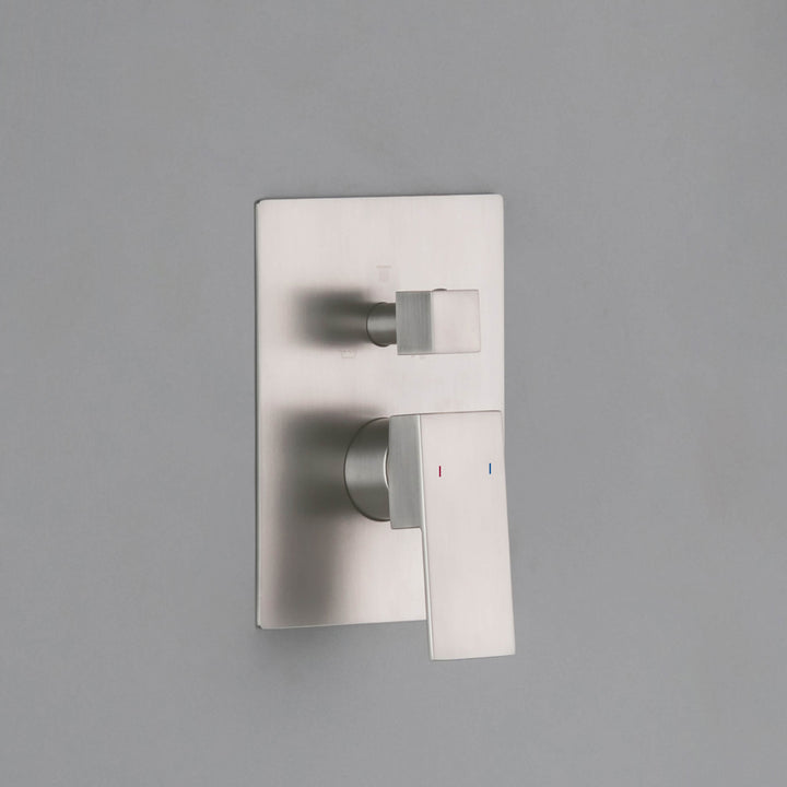 Quadro 3-Function Rough-In Valve Trim Plate