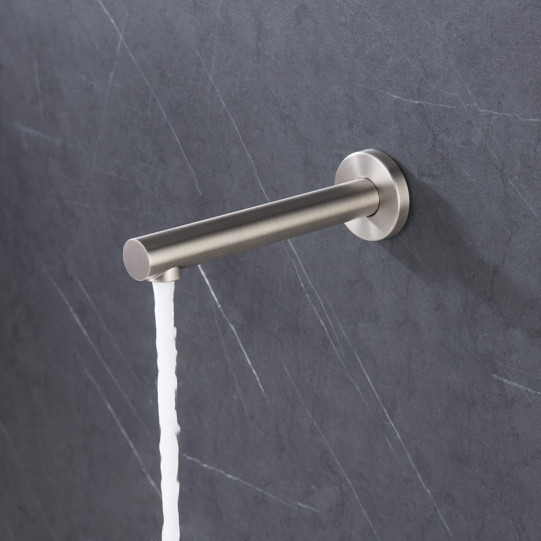 Halo Metal Tub Spout