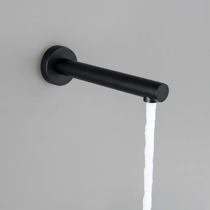 Halo Metal Tub Spout