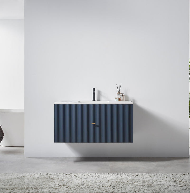 VAR|42 Inch|Dark Blue|White