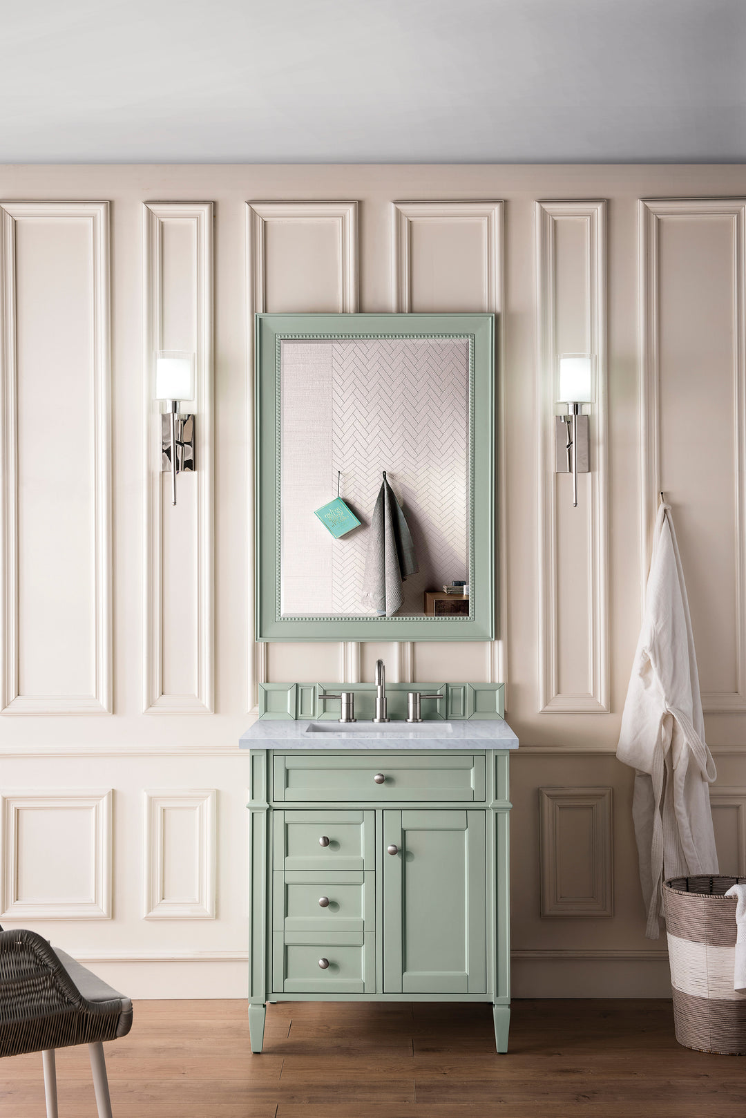 VAR|29" x 40"|Sage Green|