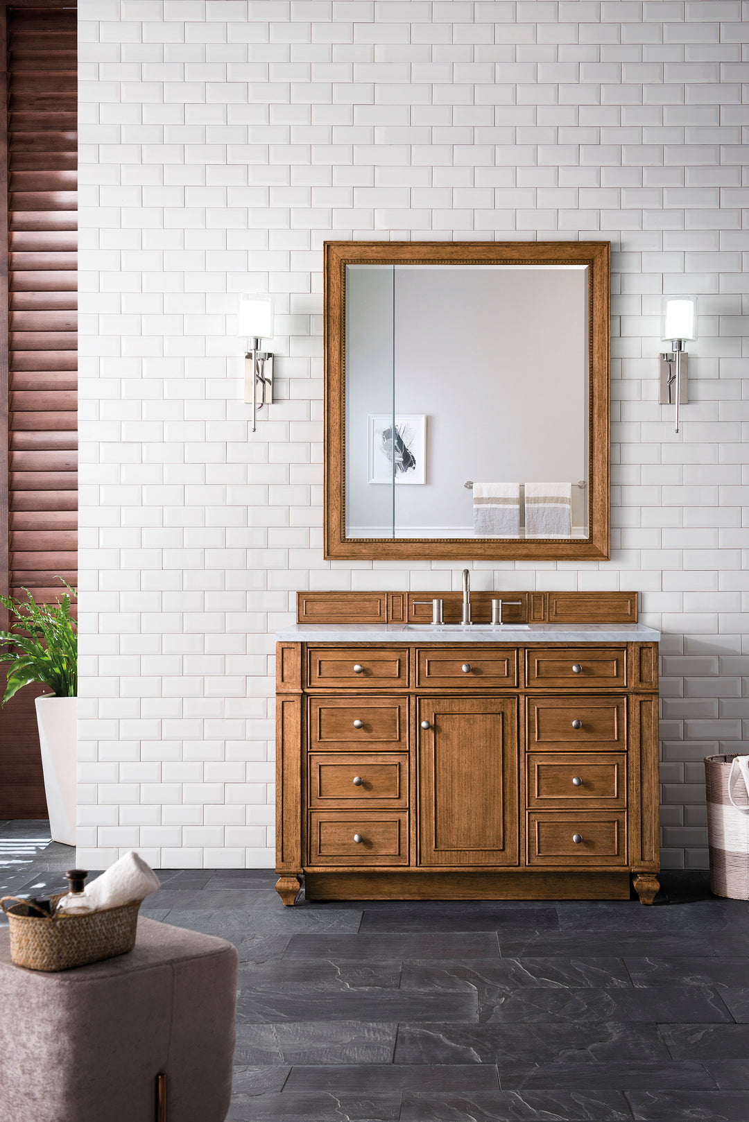 VAR|44" x 40"|Saddle Brown|