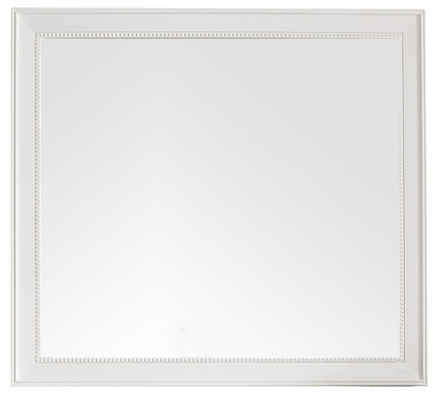 VAR|44" x 40"|Bright White|
