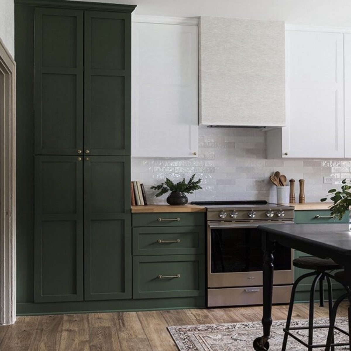 Green Kitchen Cabinets: Can They Go Out of Style?